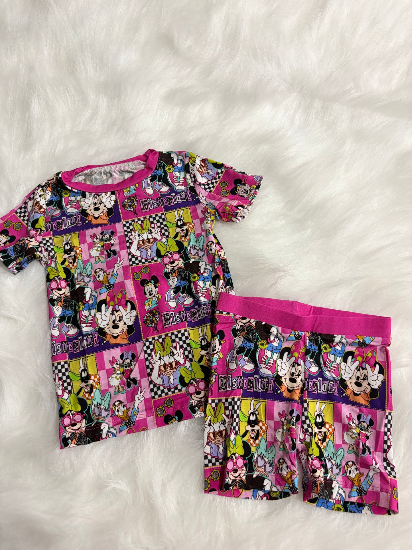 Minnie & Friend’s short set