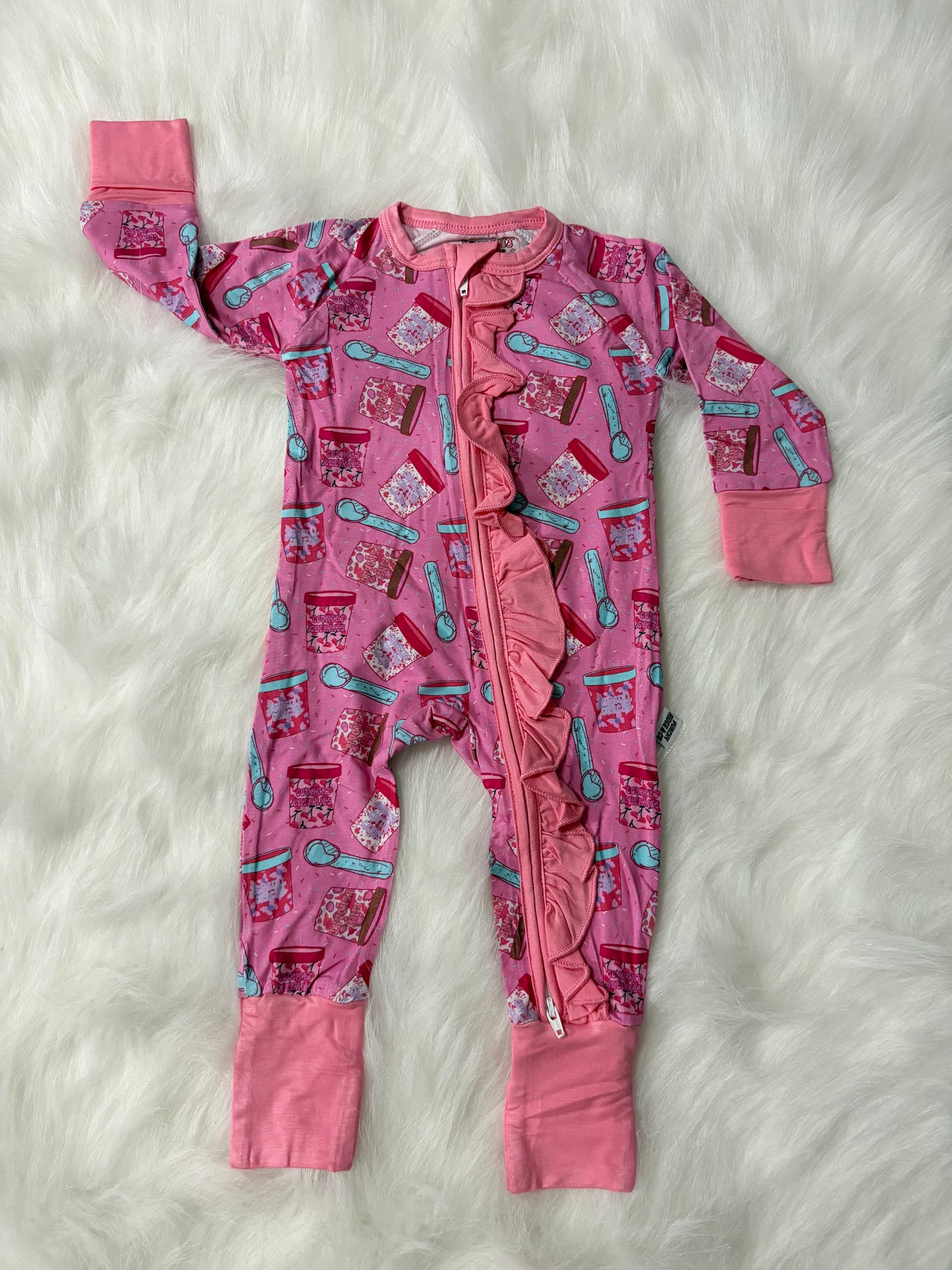 Western Scoops Ruffle Zippy