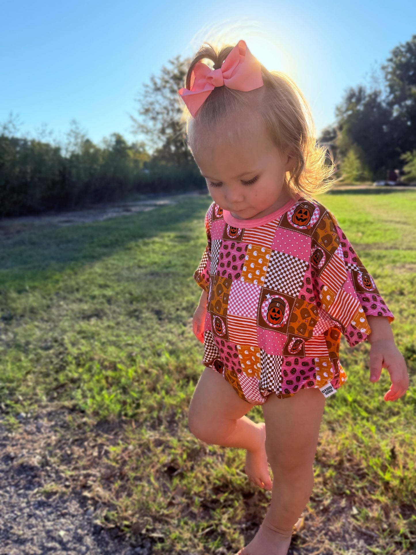 Girly Carhartt Pumpkin Bubble