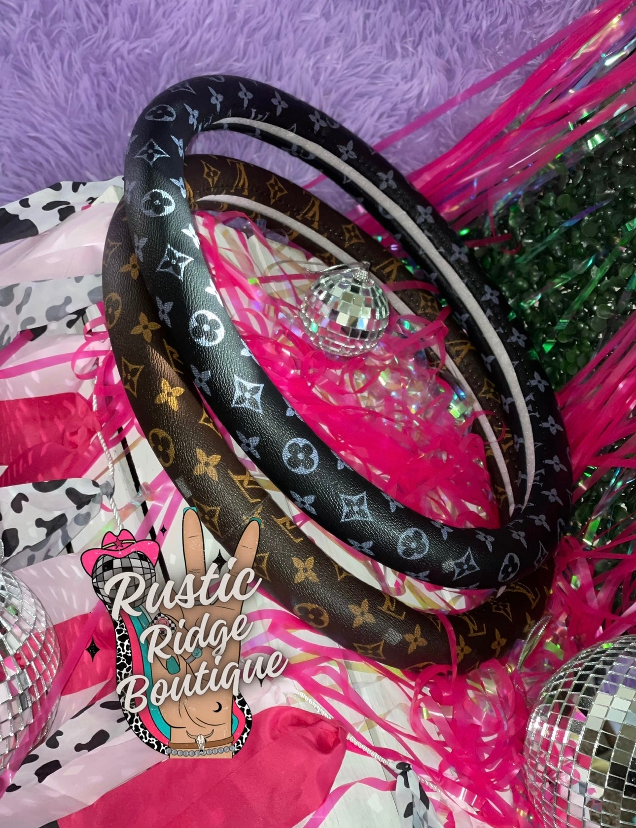 Lux steering wheel cover