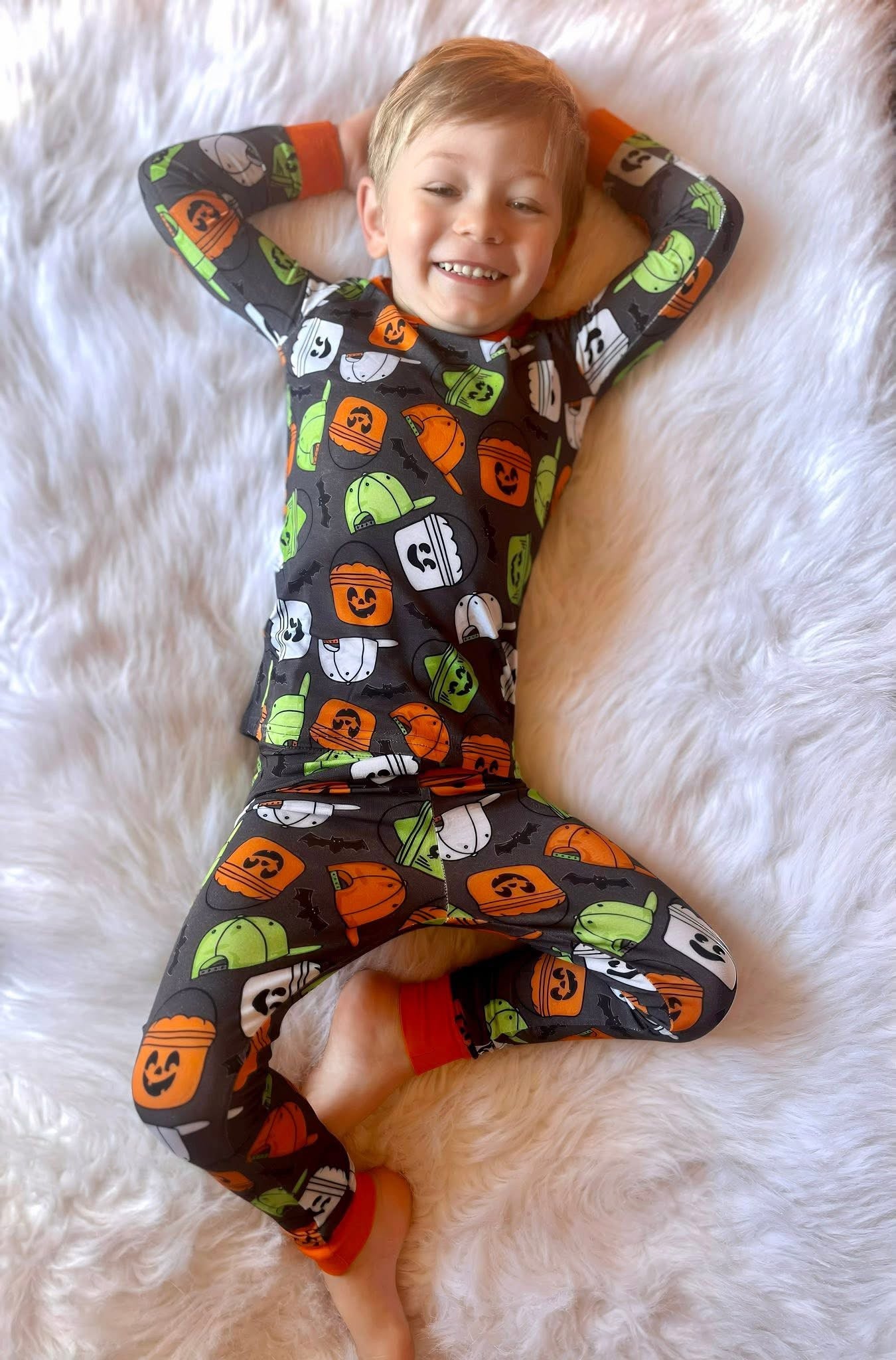 SNAPBACKS & boo buckets long set