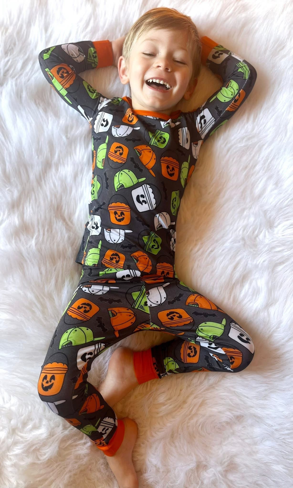 SNAPBACKS & boo buckets long set