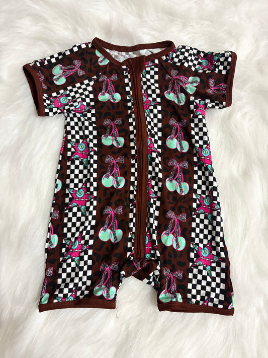 Cherry cute shortie
