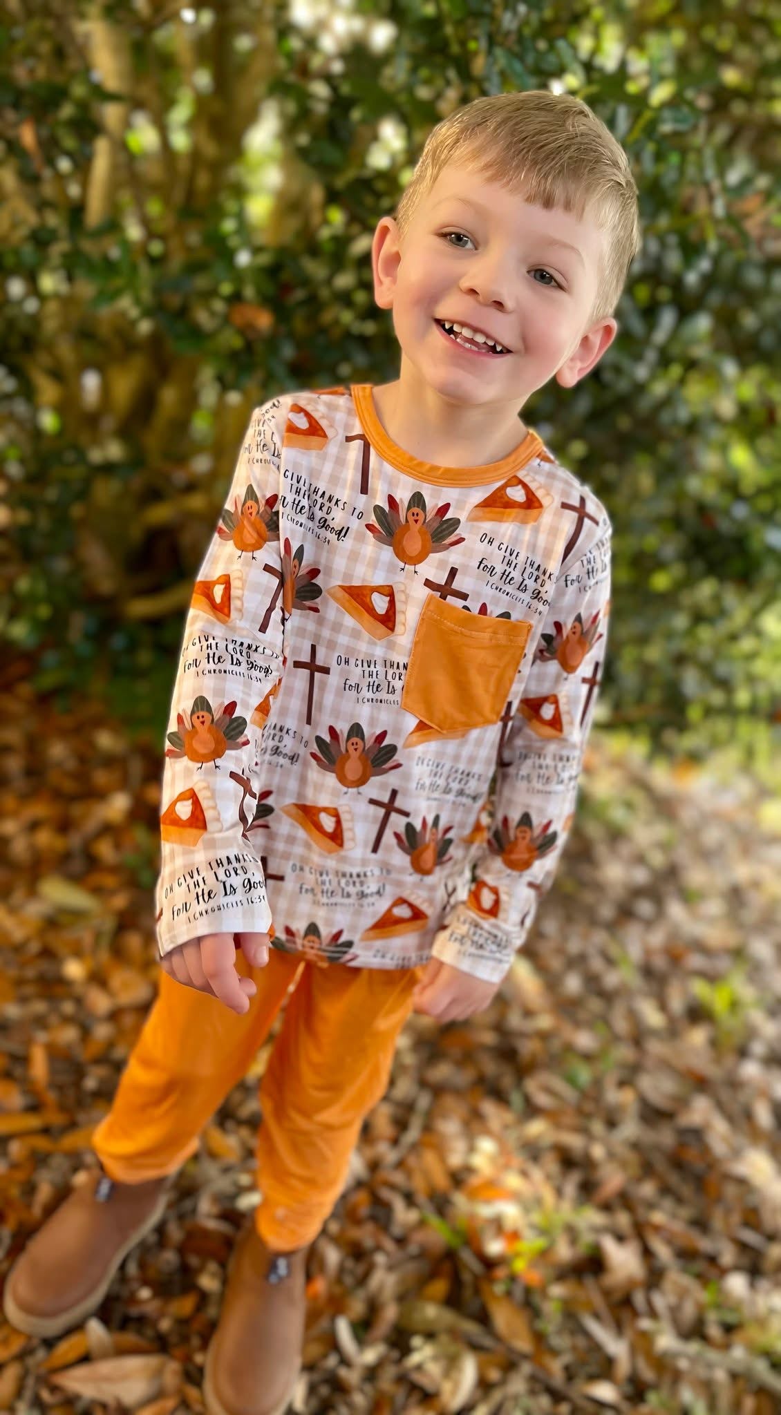 Give Thanks To The Lord Long Sleeve Pocket Tee Joggers