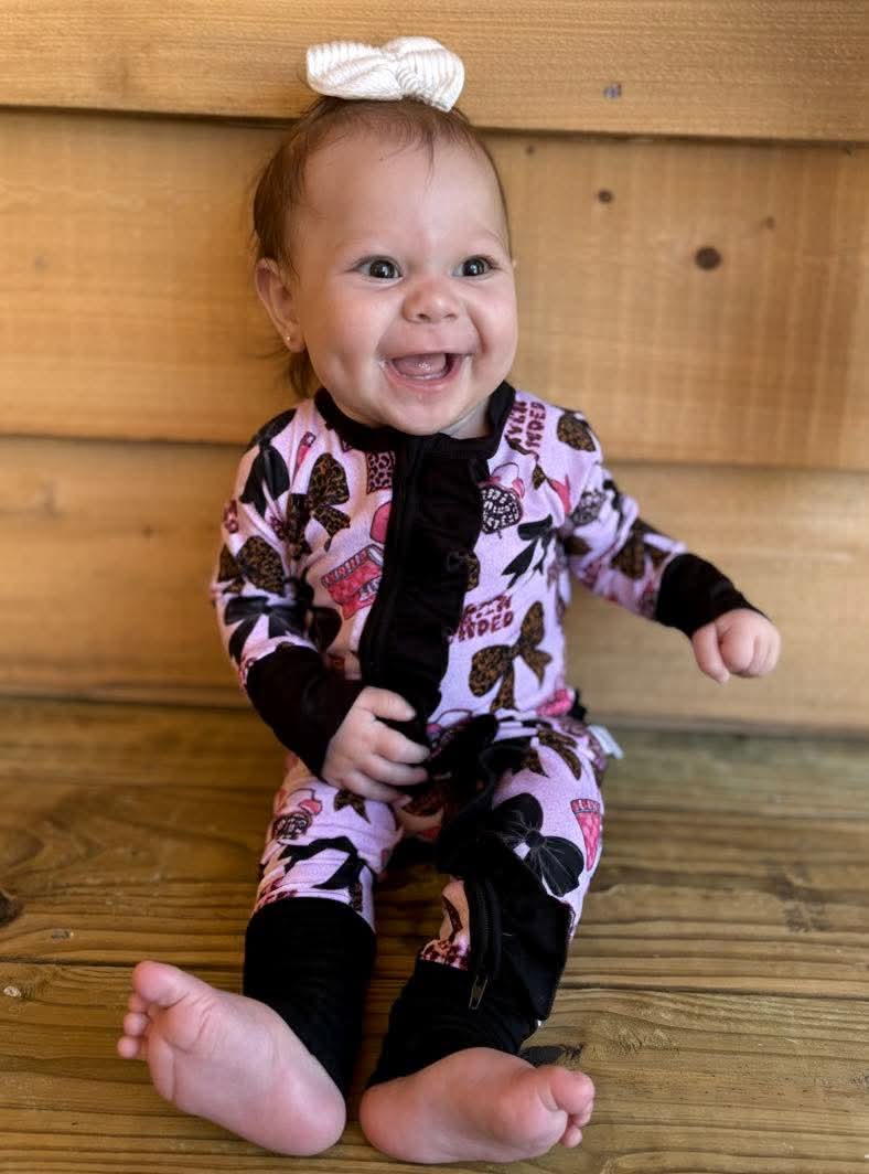 Make Heaven Crowded Ruffle Zippy